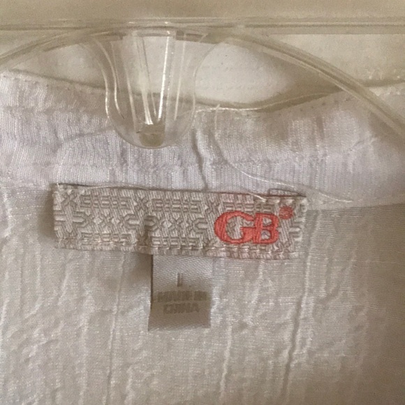 Boho button down embroidered top - Picture 4 of 4